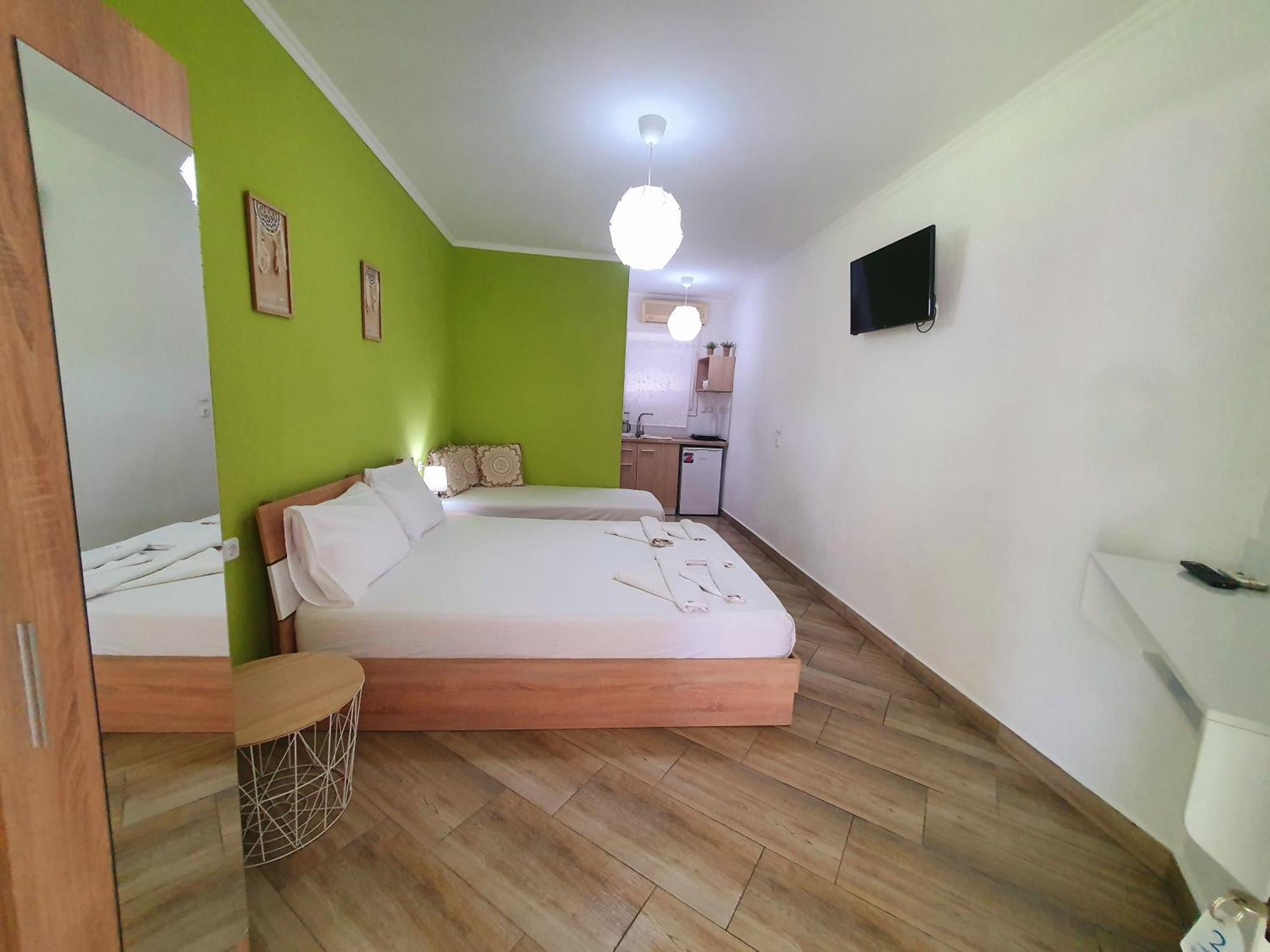 River Rooms Kriaritsi Skala Sikias Chambre photo